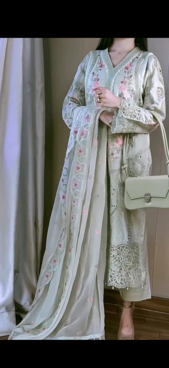 EMBROIDERED 3PC SUIT