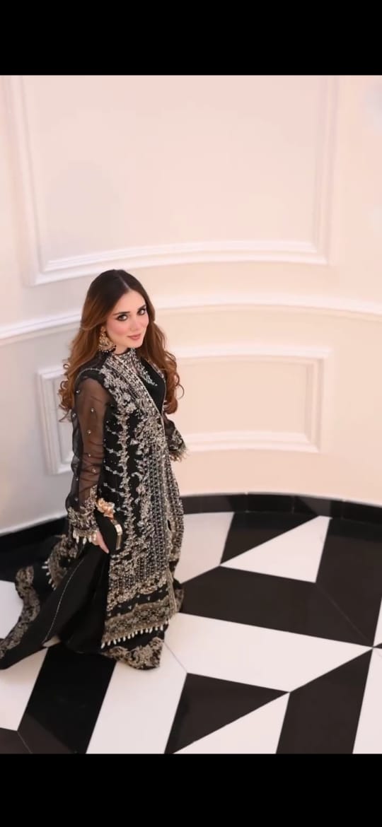 BLACK EMBROIDERED SUIT