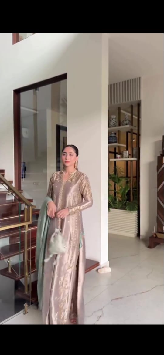 BRONZE COLOR EMBROIDERED 3PC SUIT