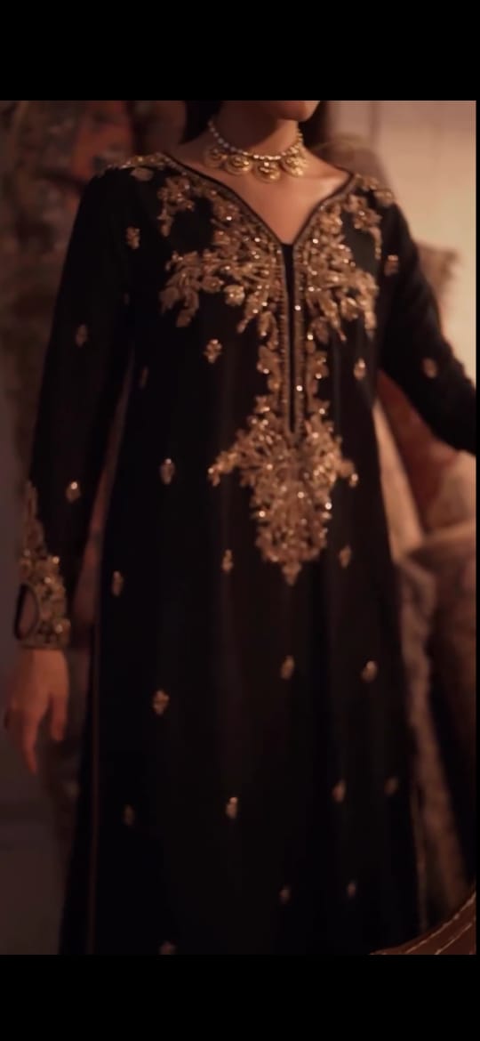 BLACK EMBROIDERED EPC SUIT WITH SHAFOON DUPATTA