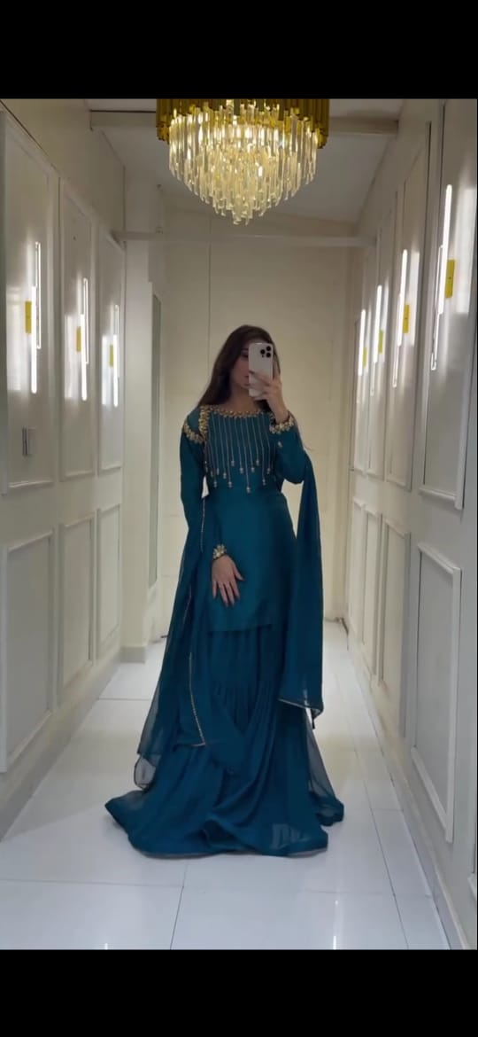 PEACOCK GREEN COLOR EMBROIDERED 3PC SUIT WITH LHANGA