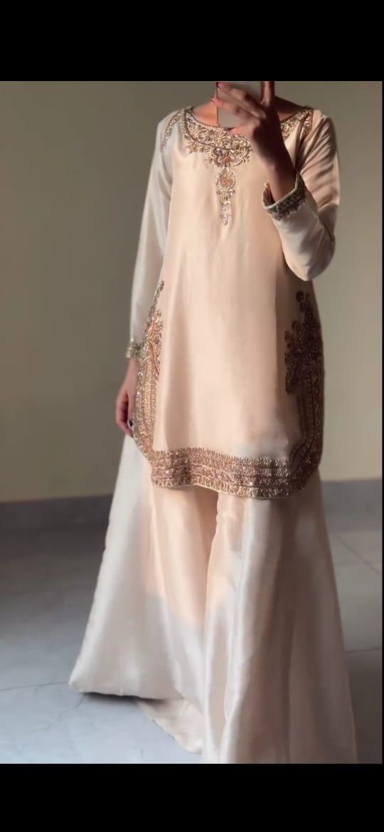 CREAM COLOR EMBROIDERED 3PC SUIT WITH LHANGA