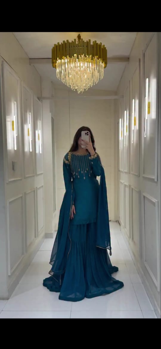 PEACOCK GREEN COLOR EMBROIDERED 3PC SUIT WITH LHANGA