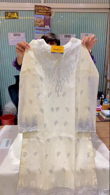 Women Pearl White Heavy 3pc Suit